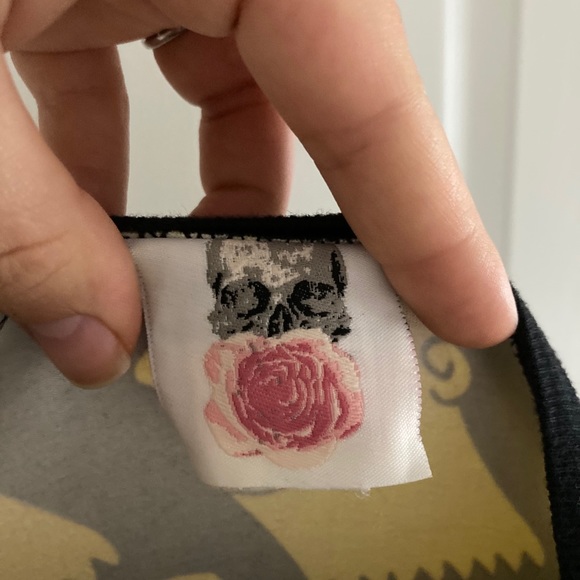 Bart Simpson Crop Top - Picture 3 of 3